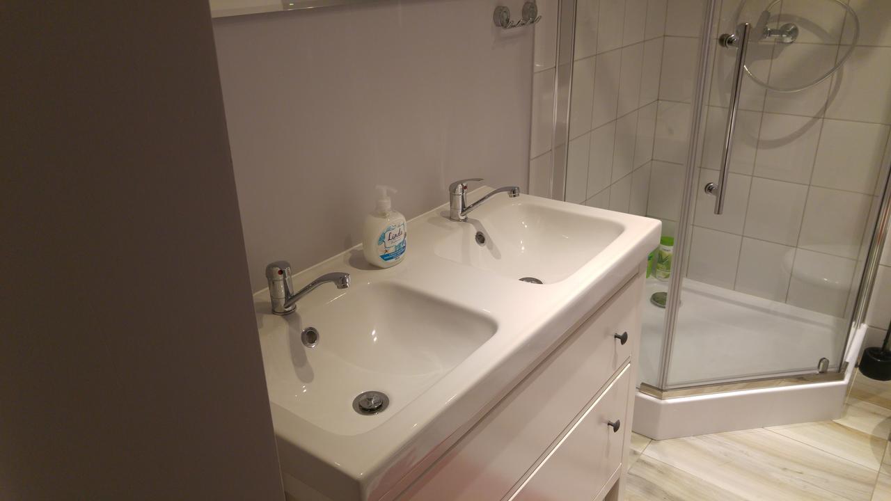 Rent0Nline Niepodleglosci Rooms Metro Varsovie Extérieur photo