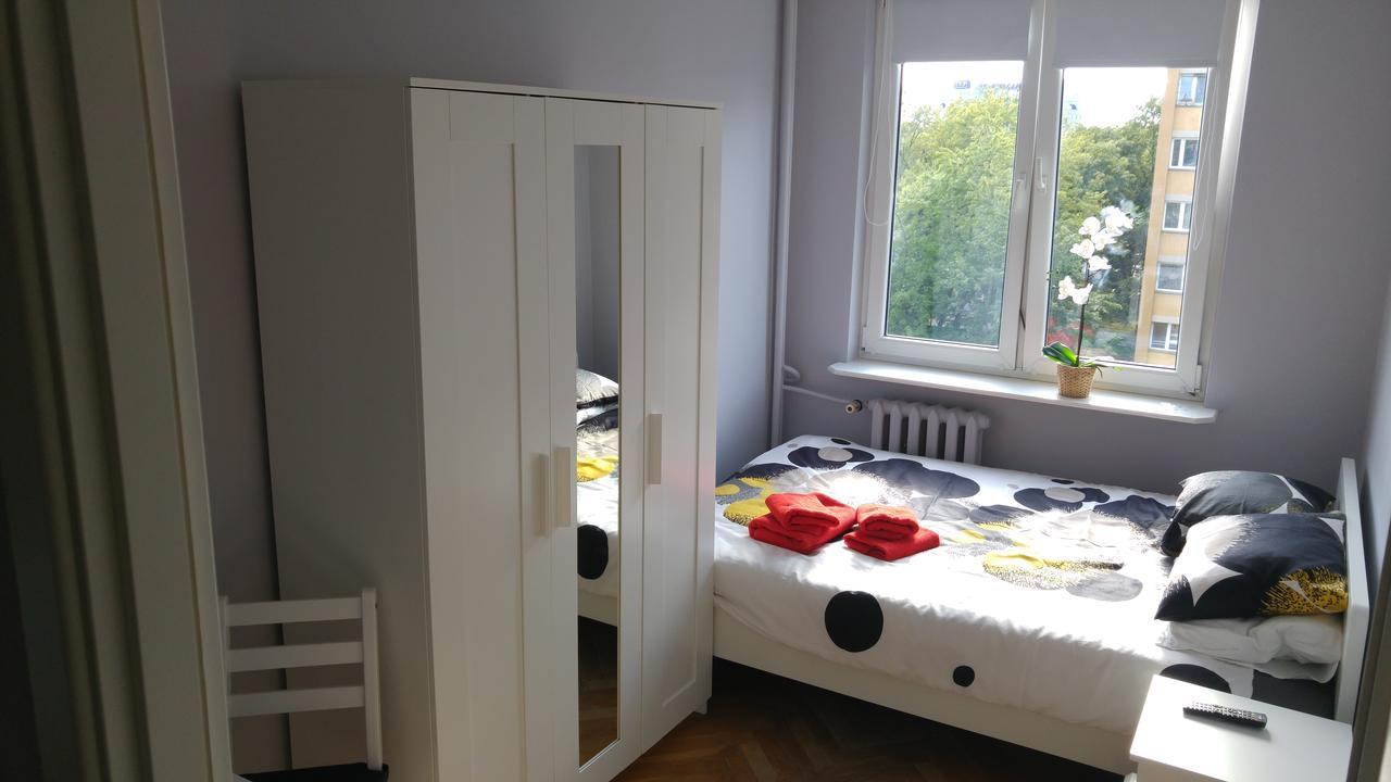 Rent0Nline Niepodleglosci Rooms Metro Varsovie Extérieur photo