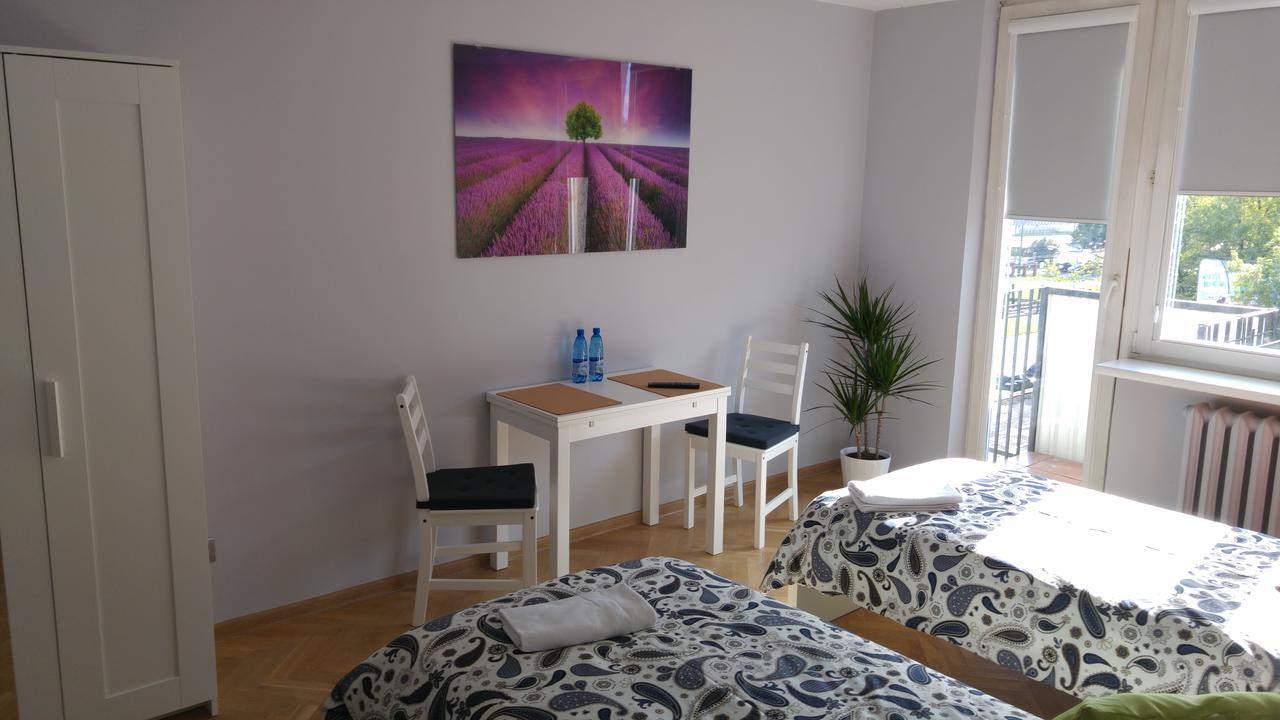 Rent0Nline Niepodleglosci Rooms Metro Varsovie Extérieur photo