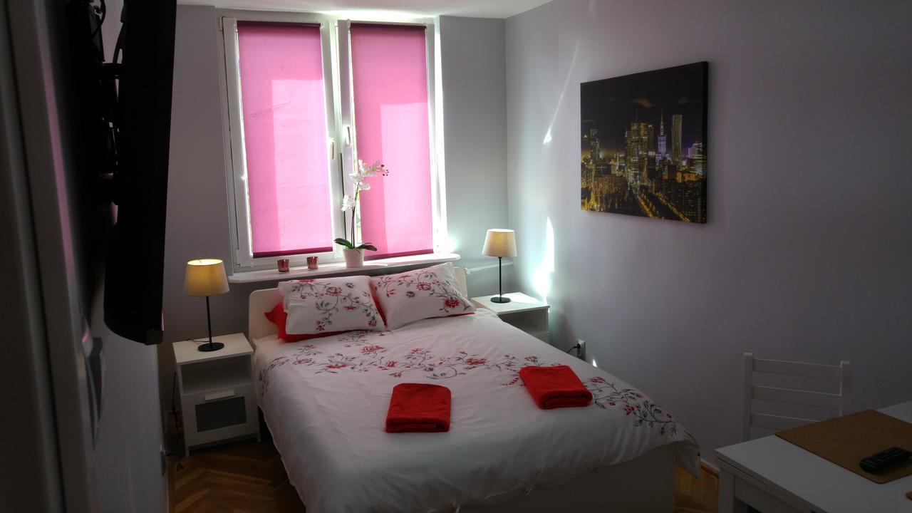 Rent0Nline Niepodleglosci Rooms Metro Varsovie Extérieur photo